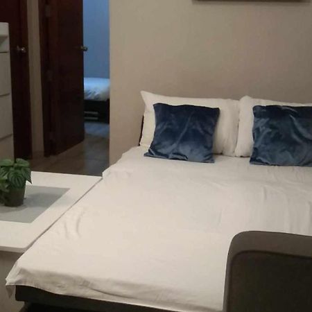 2-Bedroom Boutique City Condo - Newly Renovated! سيبو المظهر الخارجي الصورة