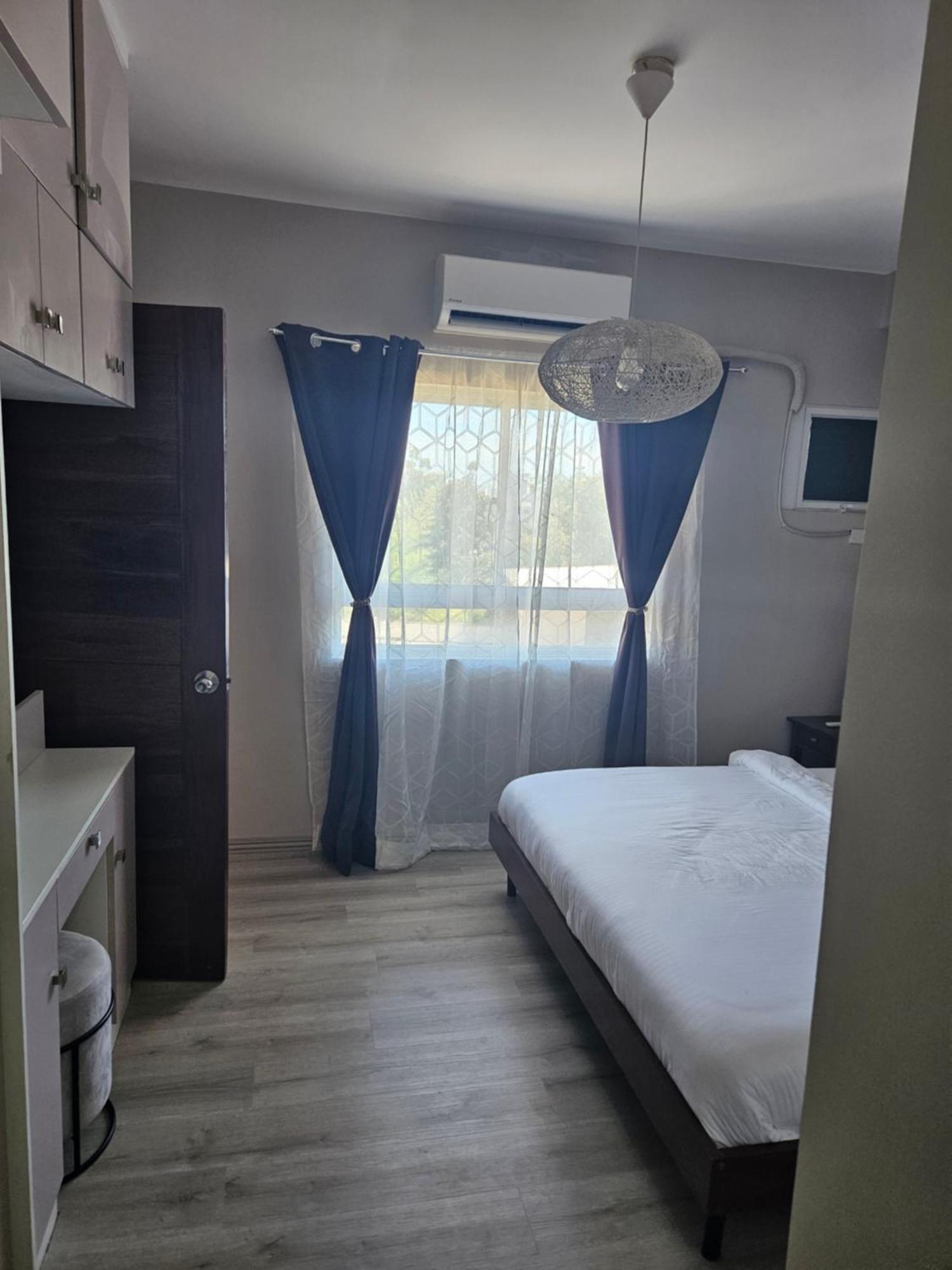 2-Bedroom Boutique City Condo - Newly Renovated! سيبو المظهر الخارجي الصورة