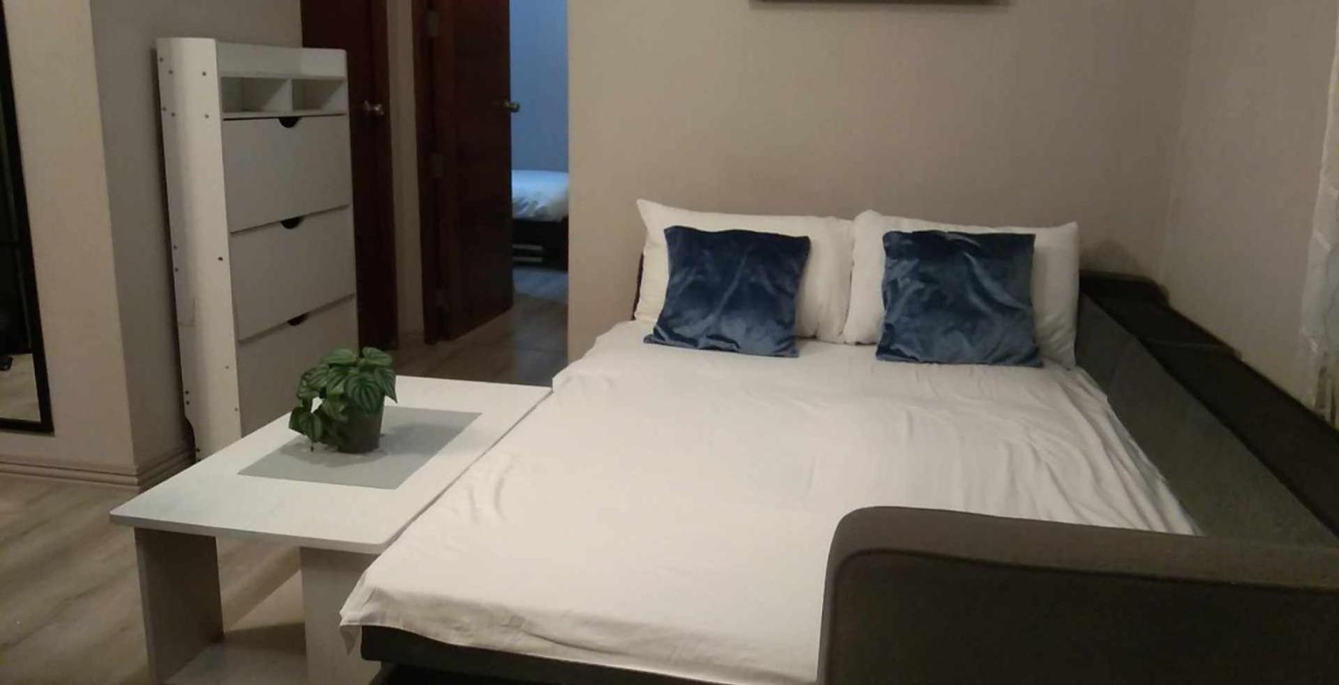 2-Bedroom Boutique City Condo - Newly Renovated! سيبو المظهر الخارجي الصورة